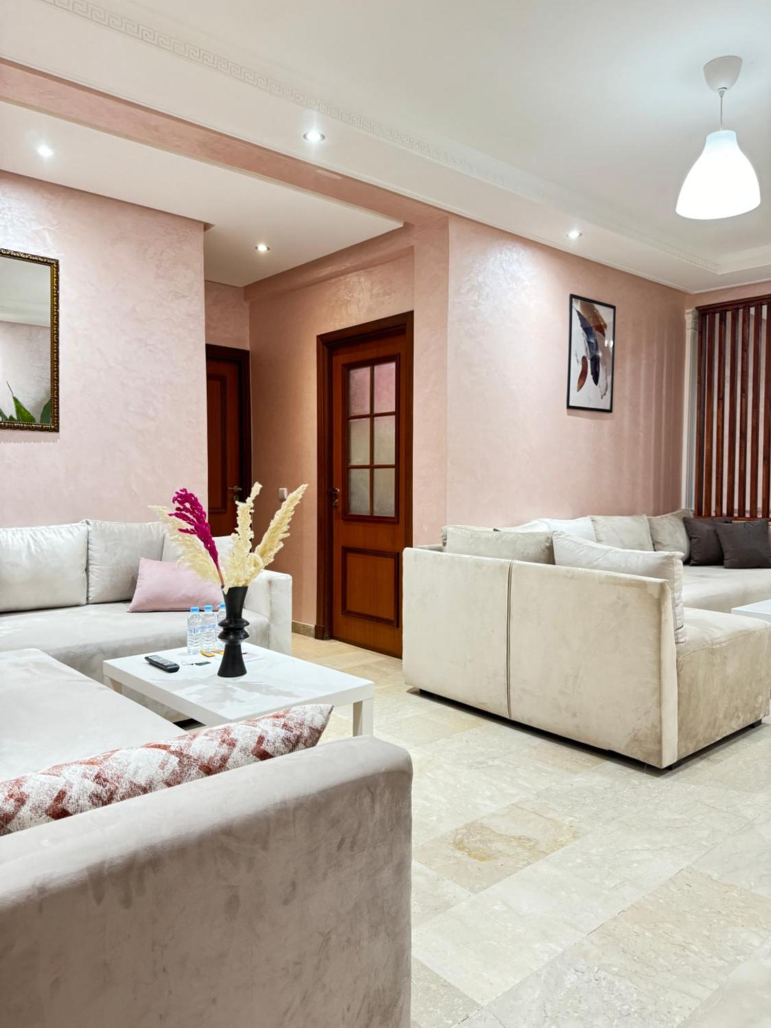 Suitouiss - Agdal 2 - Appartement A 2 Minutes De La Gare De Train Tgv Rabat Bagian luar foto