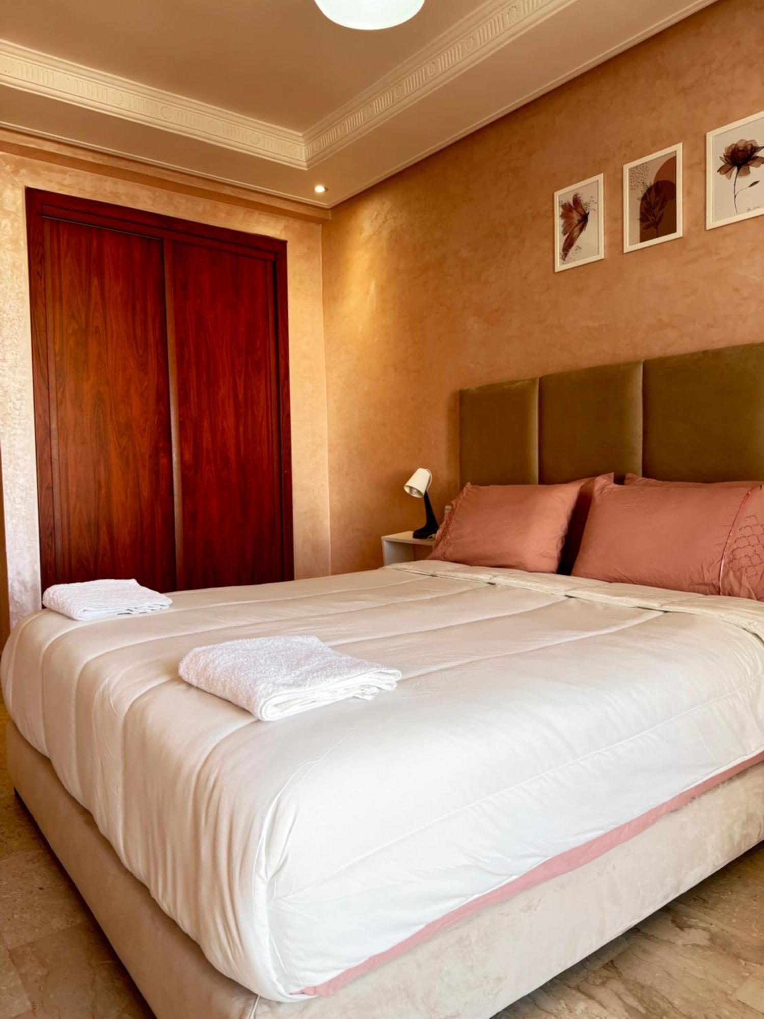 Suitouiss - Agdal 2 - Appartement A 2 Minutes De La Gare De Train Tgv Rabat Bagian luar foto