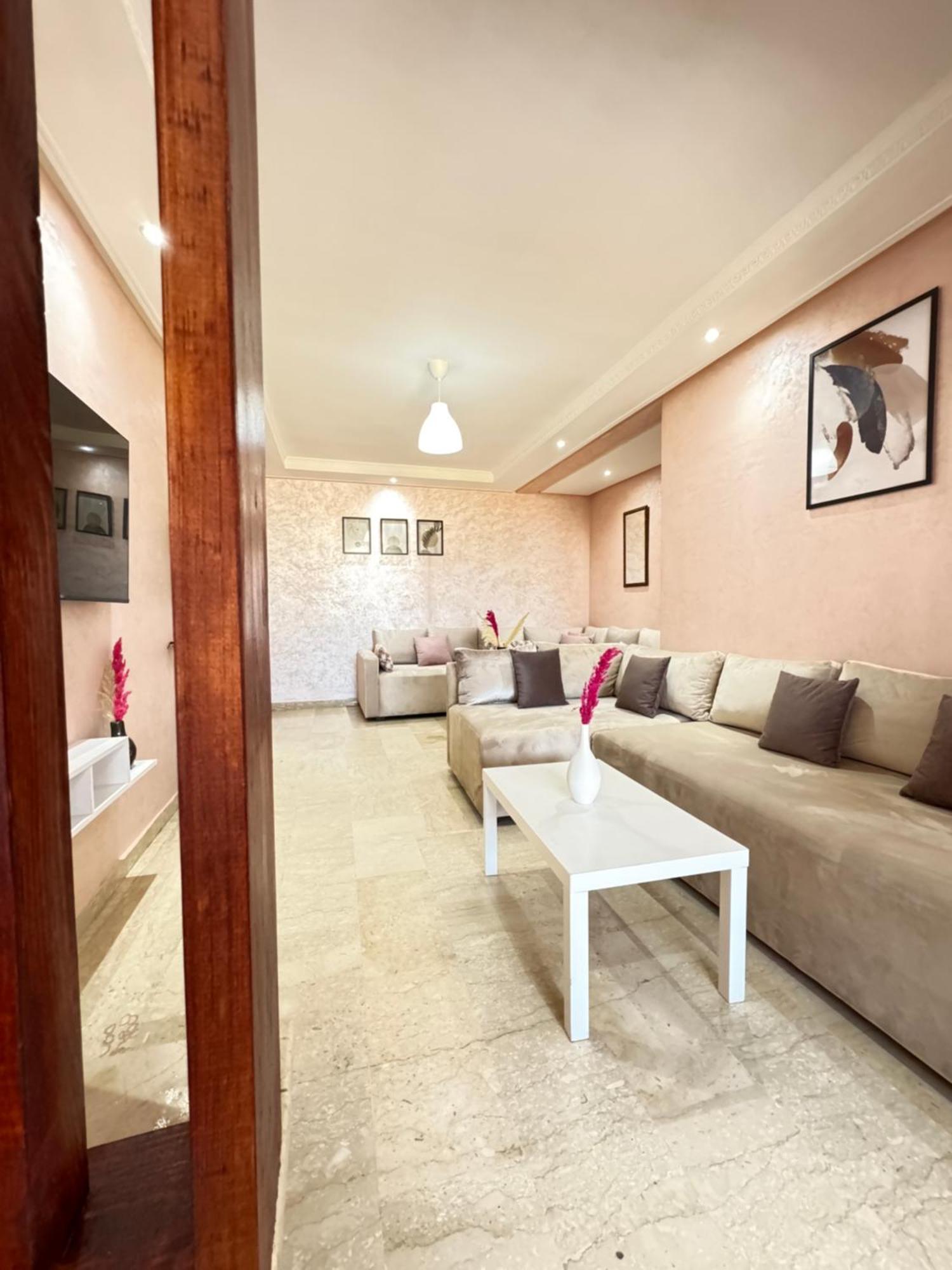 Suitouiss - Agdal 2 - Appartement A 2 Minutes De La Gare De Train Tgv Rabat Bagian luar foto